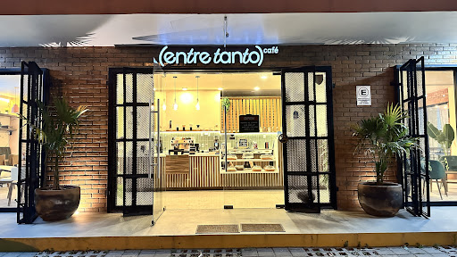 Entre Tanto Café