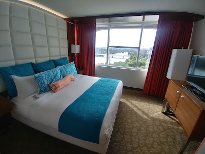 Photos of Radisson Hotel & Suites Austin Downtown