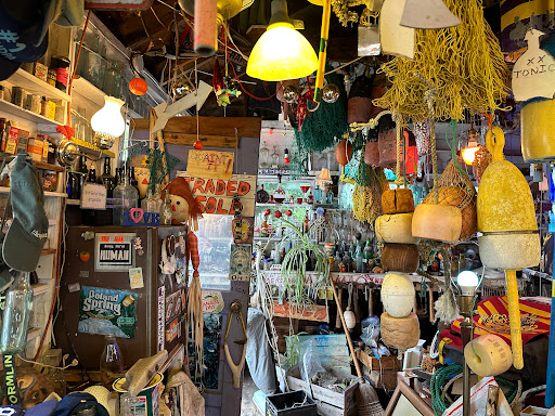 Old Stuff antiques store - Thumbnail