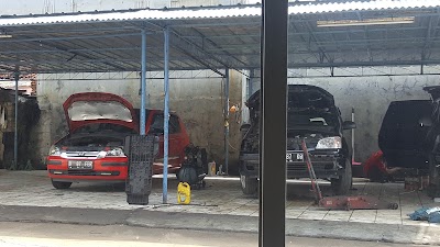 Photos of Garasi Motor