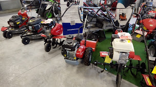 Photo n°4 de Méca jardin 43 à Retournac (Magasin de matériel de motoculture)