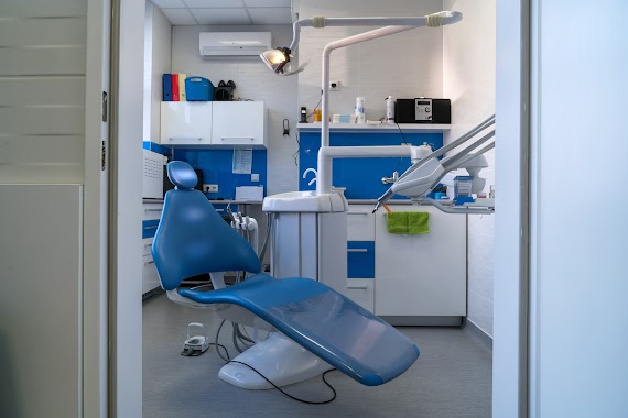 LŐRINC DENTAL Fogorvosi és Fogtechnikai Szolgáltató Bt., Author: LŐRINC DENTAL Fogorvosi és Fogtechnikai Szolgáltató Bt.