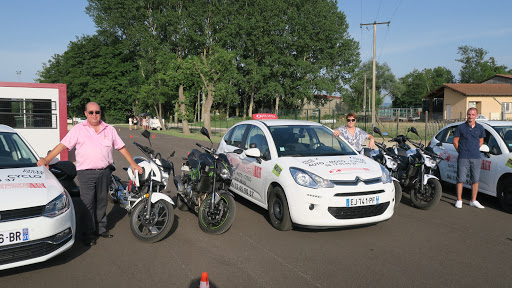 Photo de AUTO MOTO ECOLE FORMUL'AIN à Châtillon-la-Palud (01320)