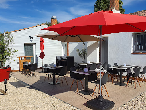 Photo de Gîte de Charme l écrin de Vendée Spa-piscine et mieux être à Sallertaine (85300)