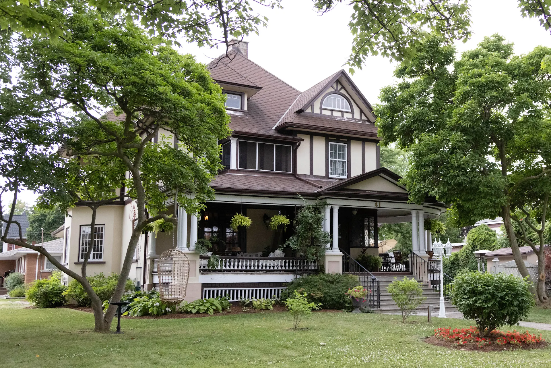 The Rose Manor