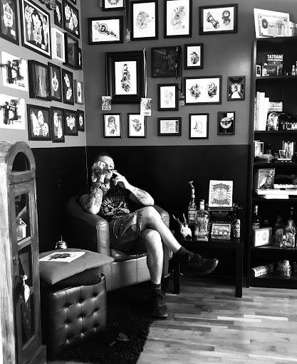 In Tattoo Veritas - Thumbnail