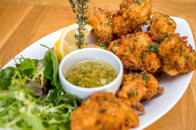 Globe Trotter's Café