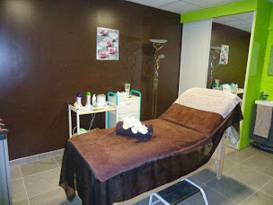 Photo n°12 de Delphine Coiffure et Bien Etre à Lille (Institut de spa et bien-être)