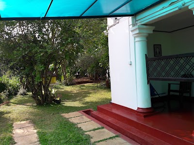 Photos of Hillside Retreat