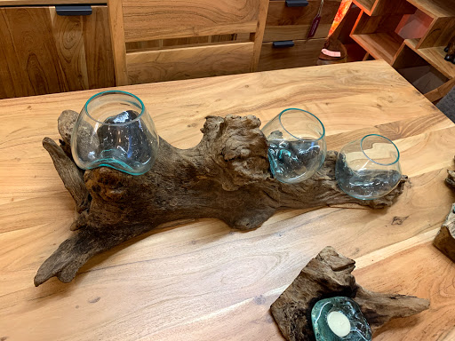 Paraphernalia - Visual