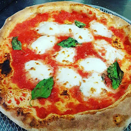 Photo n°16 de Pizzeria chez LOUKA à Puissalicon (Pizzeria)