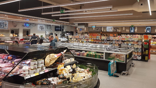BM Supermercado Gallery - Spain