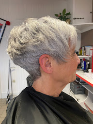 Photo n°12 de Salon Marc & Karo à Mimizan (Salon de coiffure)