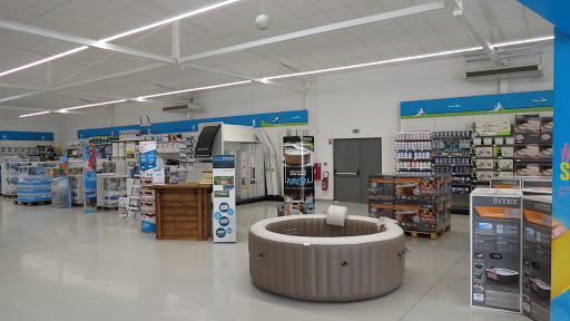 Photo de Cash Piscines à Meschers-sur-Gironde (17132)