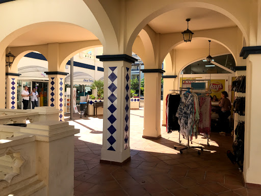 Isla Canela Shopping Mall - Thumbnail