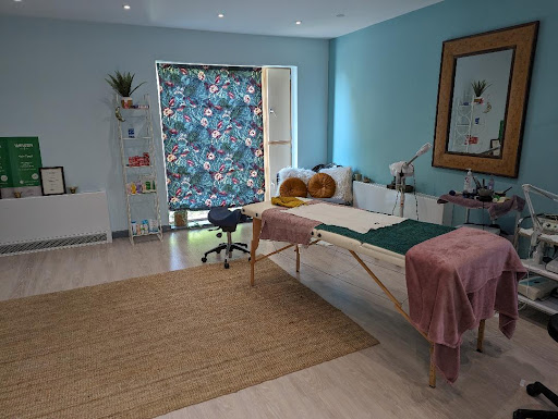 Heart In Hands Holistic Therapies