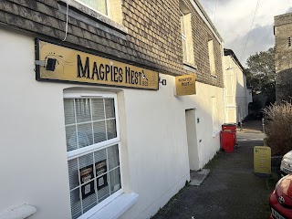 Magpies Nest .925