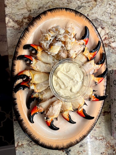 Hub City Seafood Gallery - United States