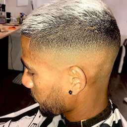 Photo n°7 de Hair'cut à Mèze (Salon de coiffure)