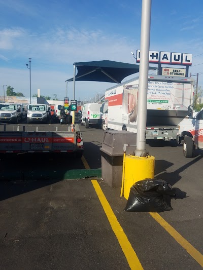 U-Haul Moving & Storage of Wilmington