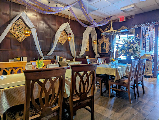 Ploy Thai - Visual