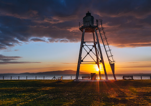 SILLOTH LIGHTHOUSE - Visual