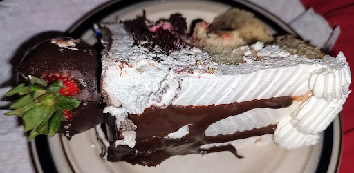 Cal City Bakery - Thumbnail