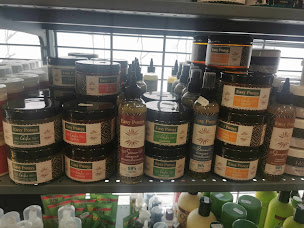 Photo n°24 de Etoile D'Or Cosmetique à Mulhouse (Salon de coiffure)