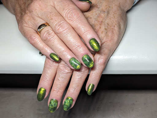 Nageldesign by Renia Logo