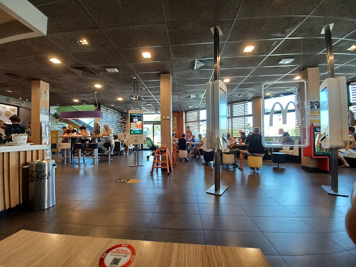 McDonald's VIAREGGIO Drive - Thumbnail