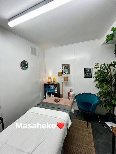 Masaheko massage by Ann