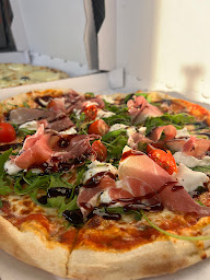 Photo n°11 de Pizza Santina à Balan (Pizzas à emporter)