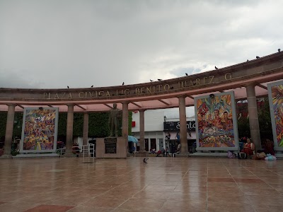 Photos of Civic Square "Benito Juarez"