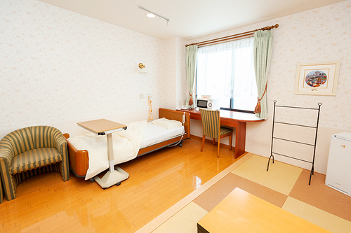 とまつレディースクリニック