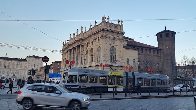 Hotel Urbani