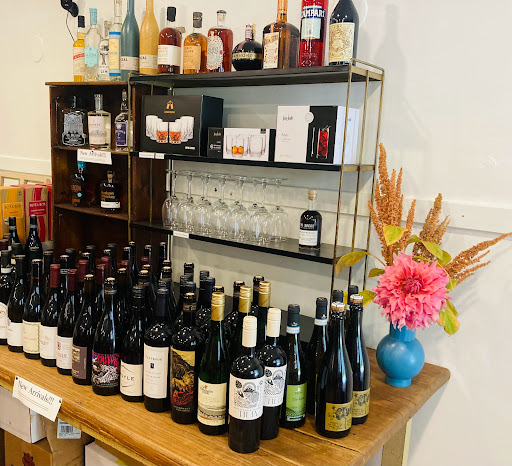Taconic Wine & Liquor - Thumbnail