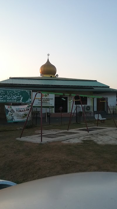 Masjid kampung tunku