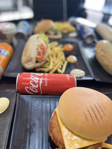 Photo 6 - Burger'kar