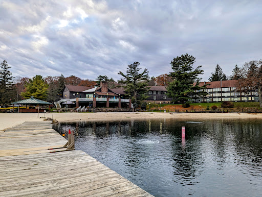 Split Rock Lodge - Visual