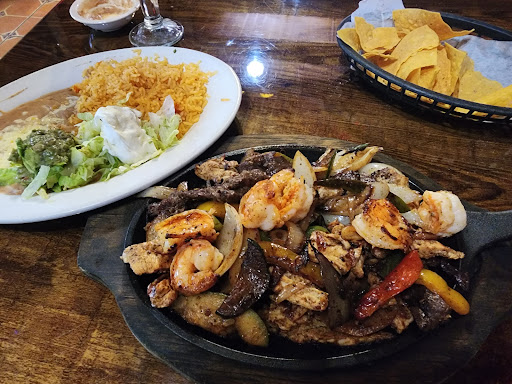 Papas & Beer Mexican Restaurant - Thumbnail