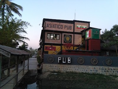 Photos of Pub Asiatico