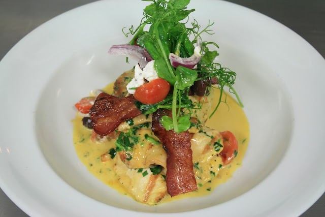 Roquette Restaurant & Bar