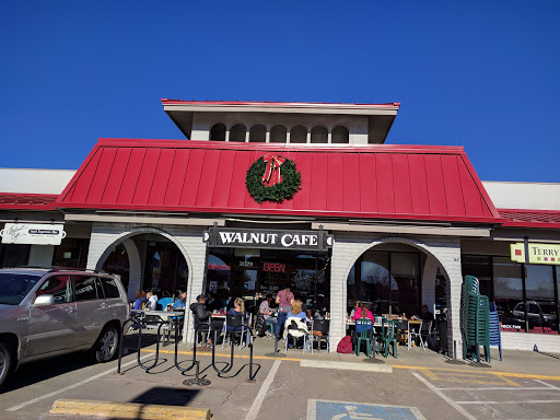 Walnut Cafe - Visual