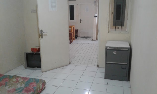 Midy's Kost, Author: Edy Bekasi