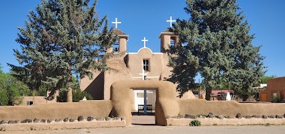 Ranchos De Taos