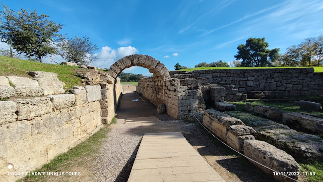 Opinii despre Athens Private Tours/Andrew's Unique Tours în Νέα Χαλκηδόνα - Υπηρεσία ταξί