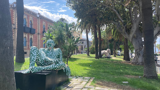 Statua "Labirintite" di Rabarama - Thumbnail