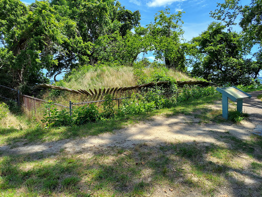 Redoubt 10 - Visual