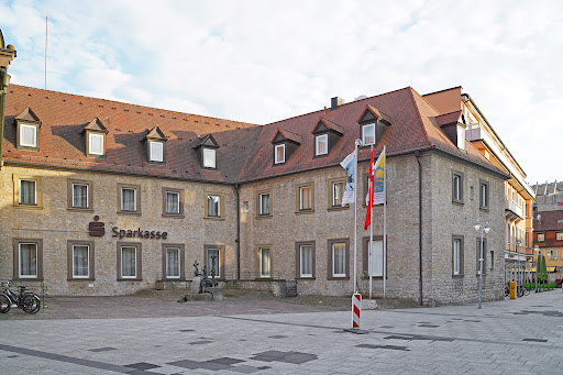 Immobilienmakler Schweinfurt - ImmobilienCenter Sparkasse Schweinfurt-Haßberge