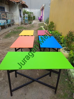 Birun Table, Author: Uki Azhari